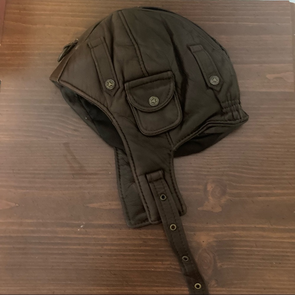 Genuine leather vintage WWII style aviator cap with silk interior and chin strap